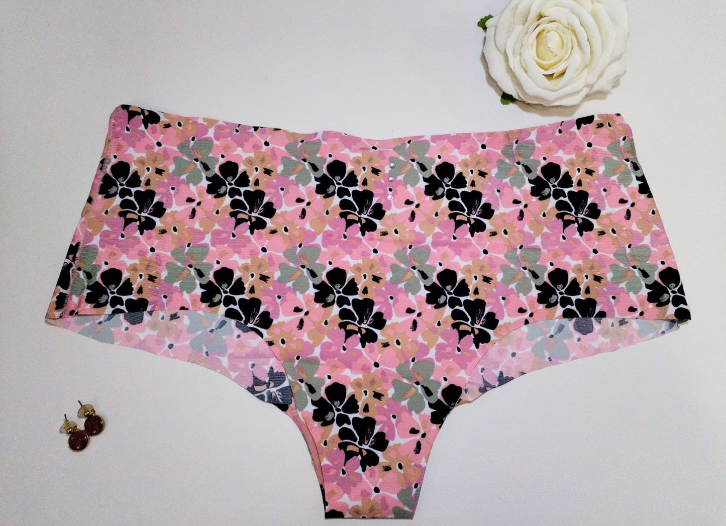 Panty 689 - Su Tienda CR