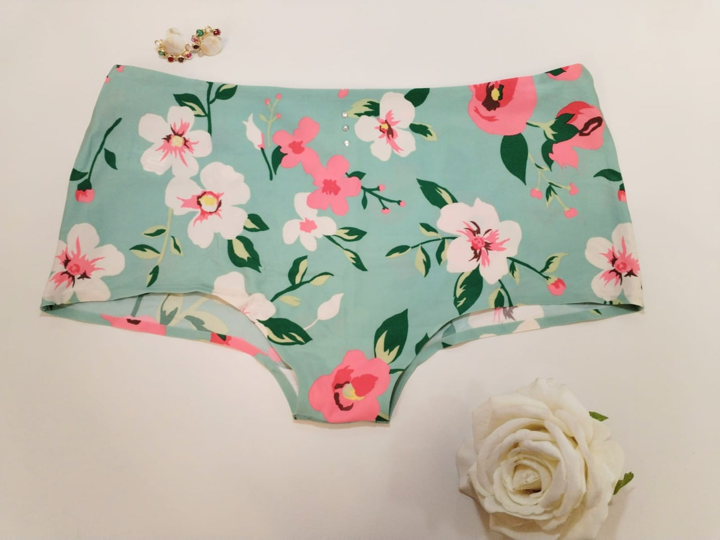 Panty  689 - Su Tienda CR